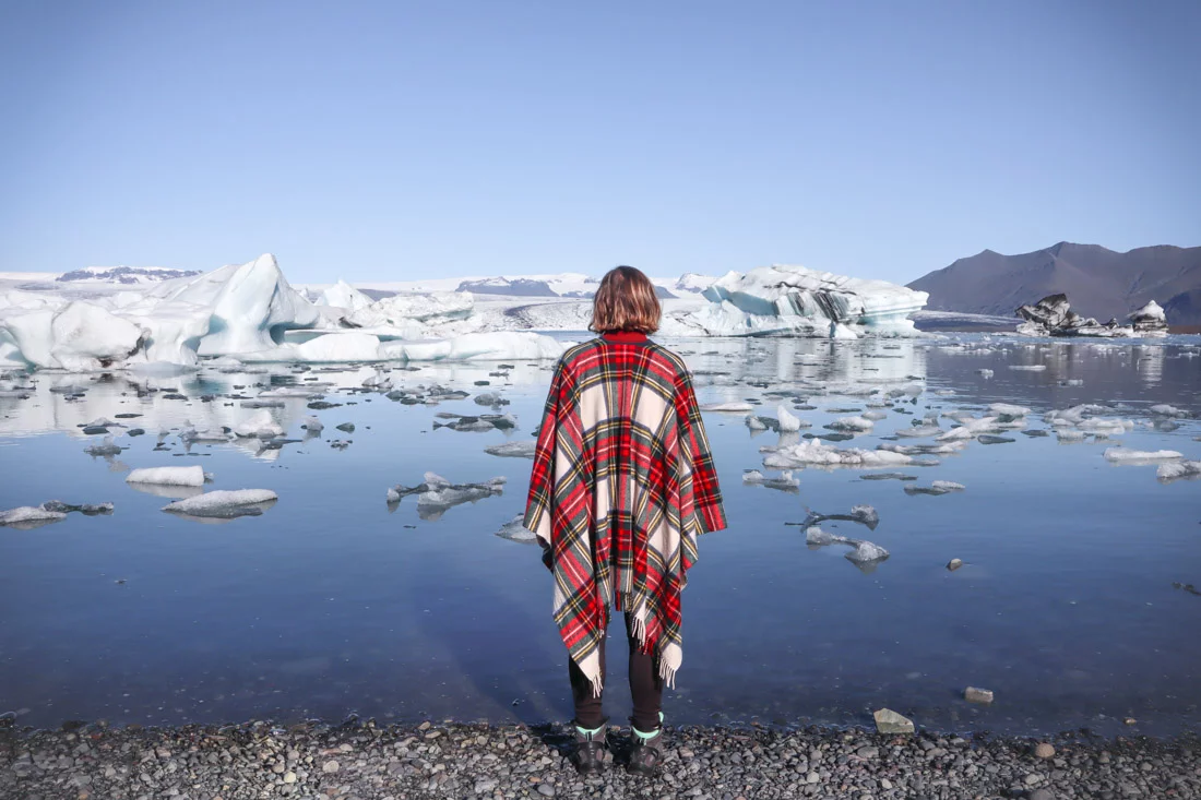 4 Days in Iceland, girl at Jokulsarlon Diamond Beach